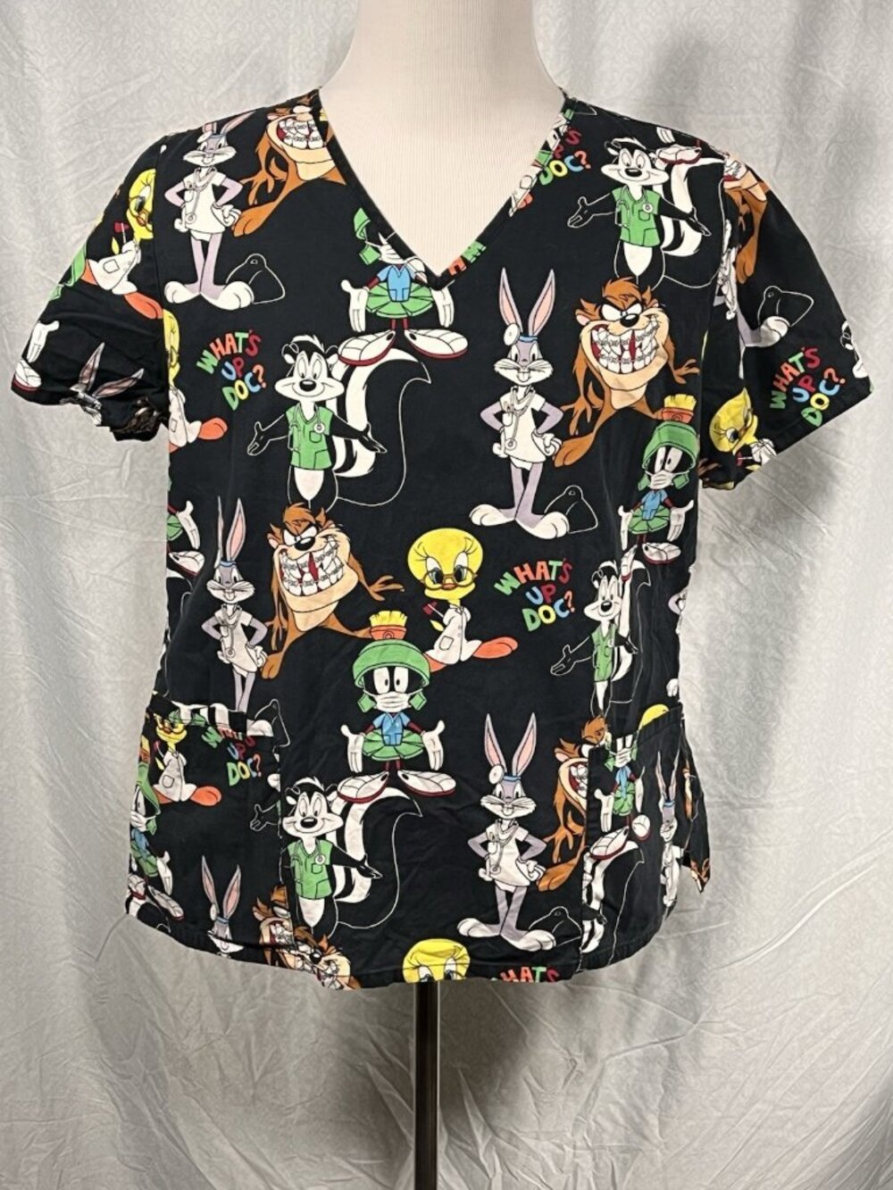 Looney Tunes Scrub Top Whats Up Doc Unisex Large Bugs Bunny Tweety
